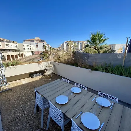 Climatise, Terrasse Et Parking Proche - Fr-1-338-604 * Sète